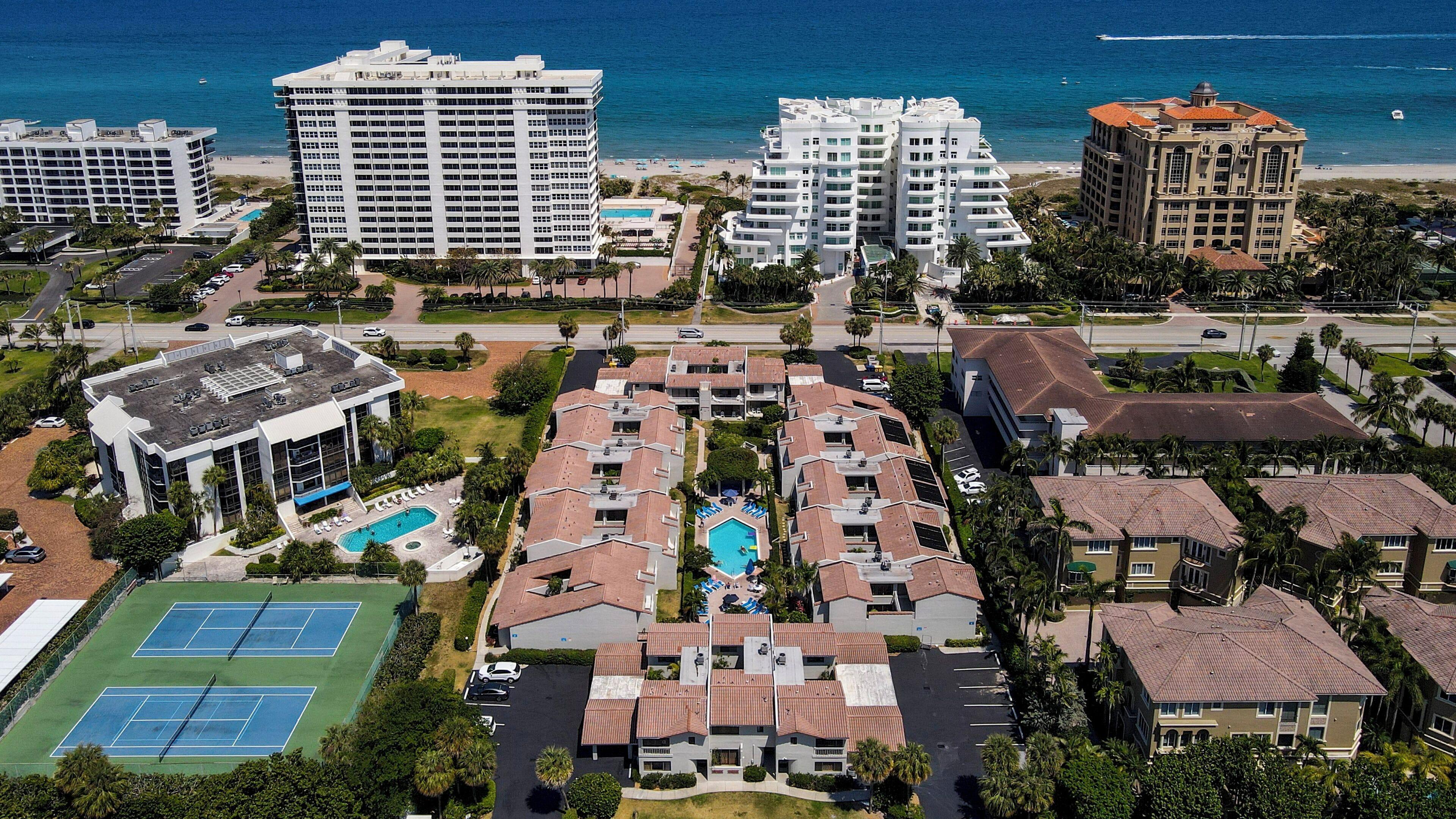 Where to Stay Near Spanish River Park: 5 Best Hotels