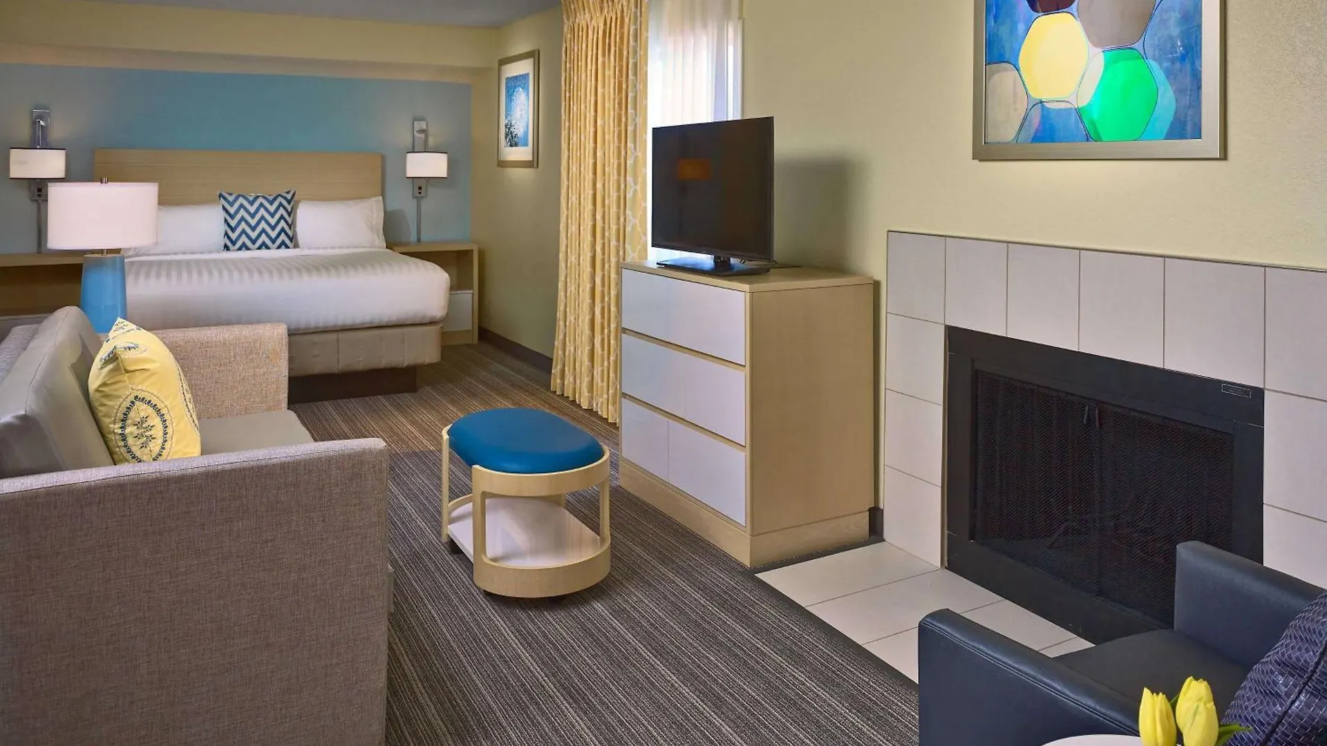 Staying In Ohio: 8 Beach Hotels Compared & Ranked